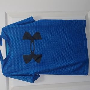 Childs Under Armour shirt